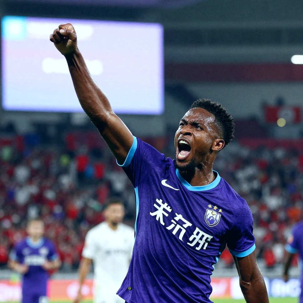 Bên trong thị trường chuyển nhượng V.League: Bài toán bằng chứng chưa có lời giải
