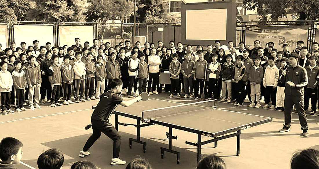 Trại Eurotalents ở Luxembourg: Zhang Yining, Yan Sen và sáu bạn tập Trung Quốc cùng lứa tuổi Trại Eurotalents ở Luxembourg: Zhang Yining, Yan Sen và sáu bạn tập Trung Quốc cùng lứa tuổi