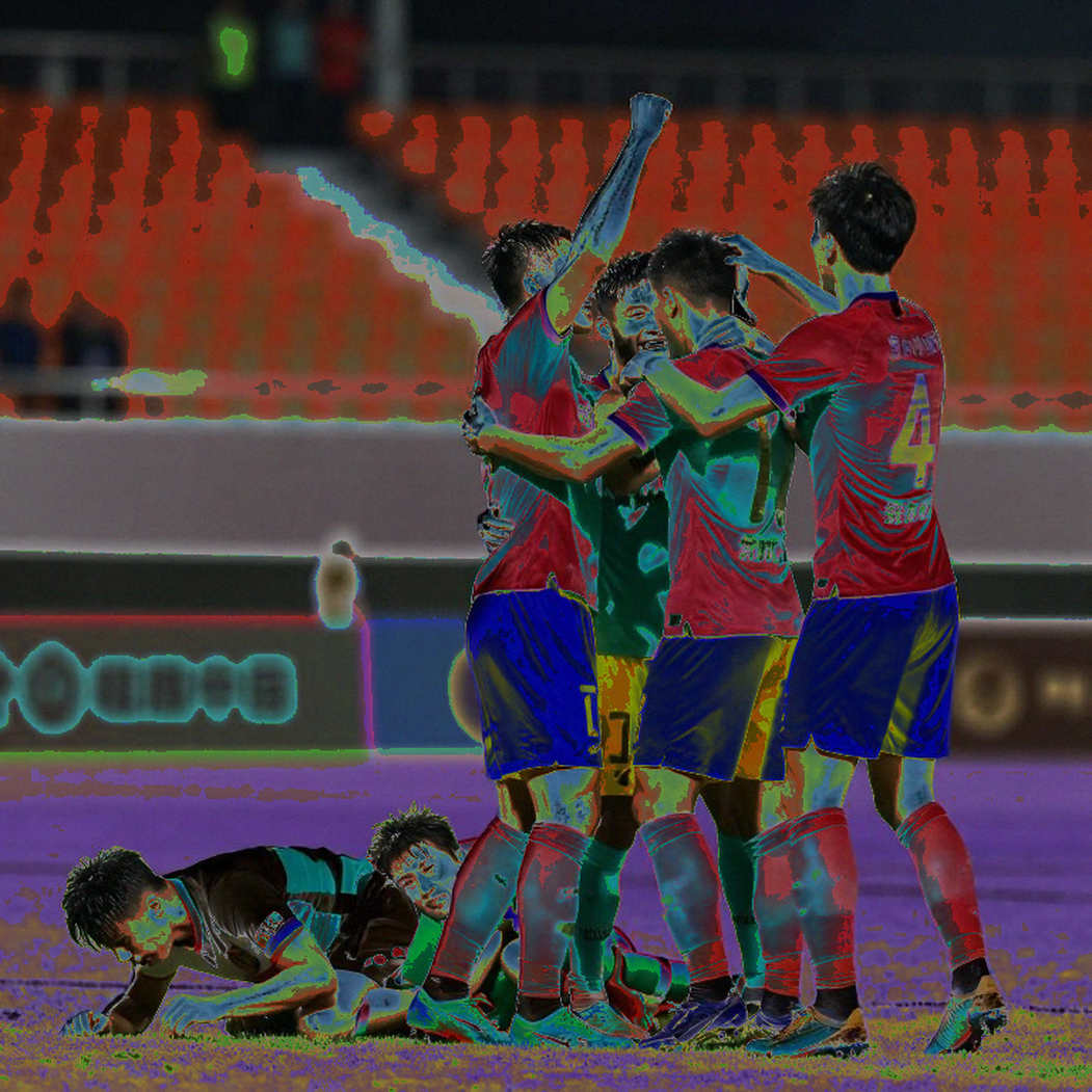 FIFA ASEAN Cup 2026: Quang Hải vắng mặt, Hoàng Đức tập riêng và bài toán trung tuyến chỉ còn hai lựa chọn