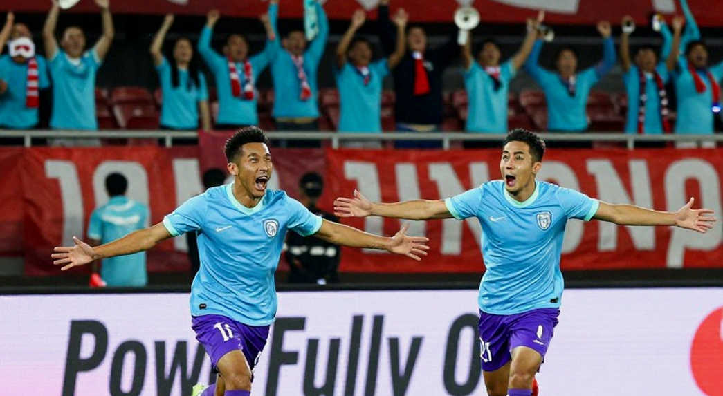 Bản đồ Oberliga và những vũ khí nằm dưới mắt cá chân