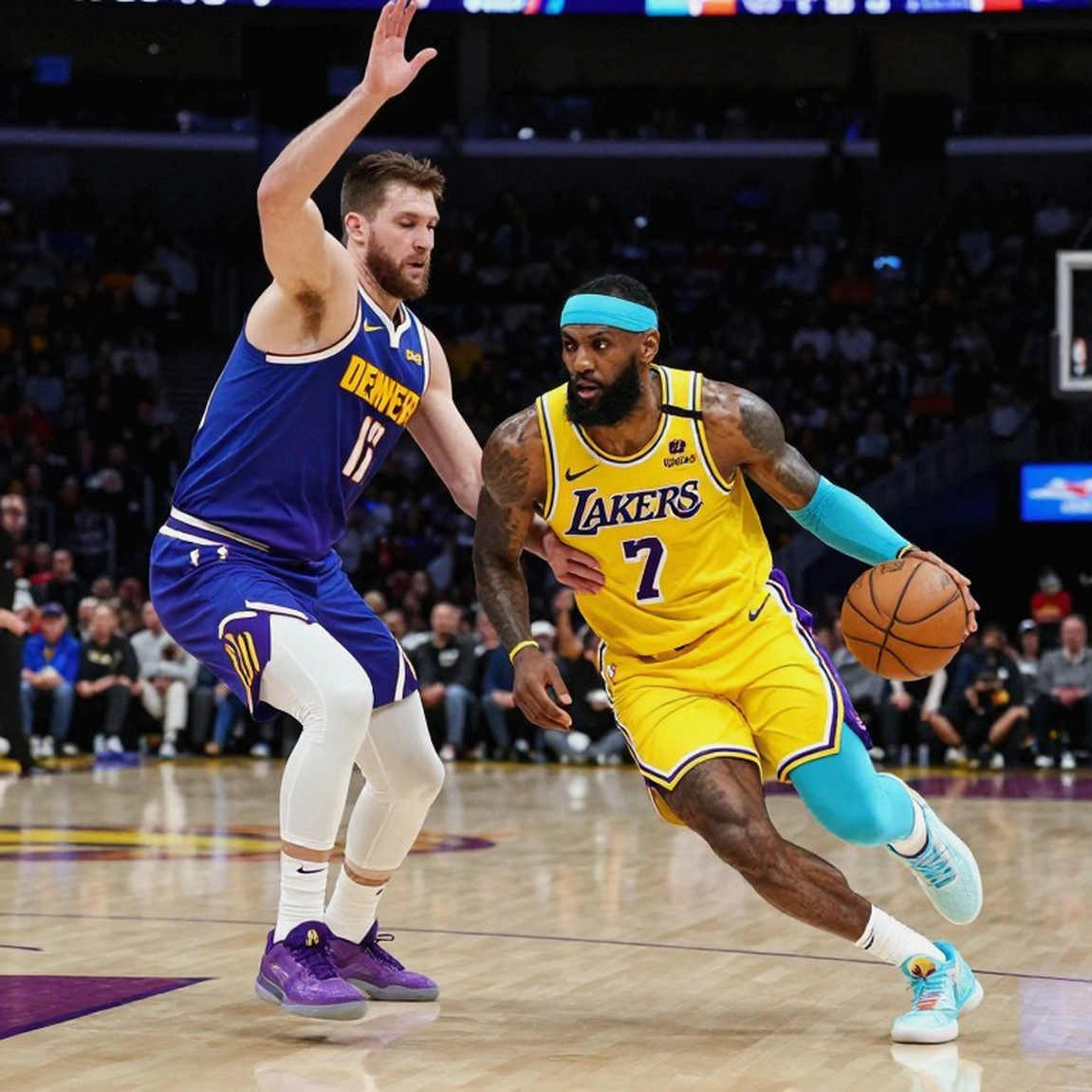 Luka Doncic và tam giác khán đài EuroLeague: Khi siêu sao NBA kể lại ký ức không có cột doanh thu