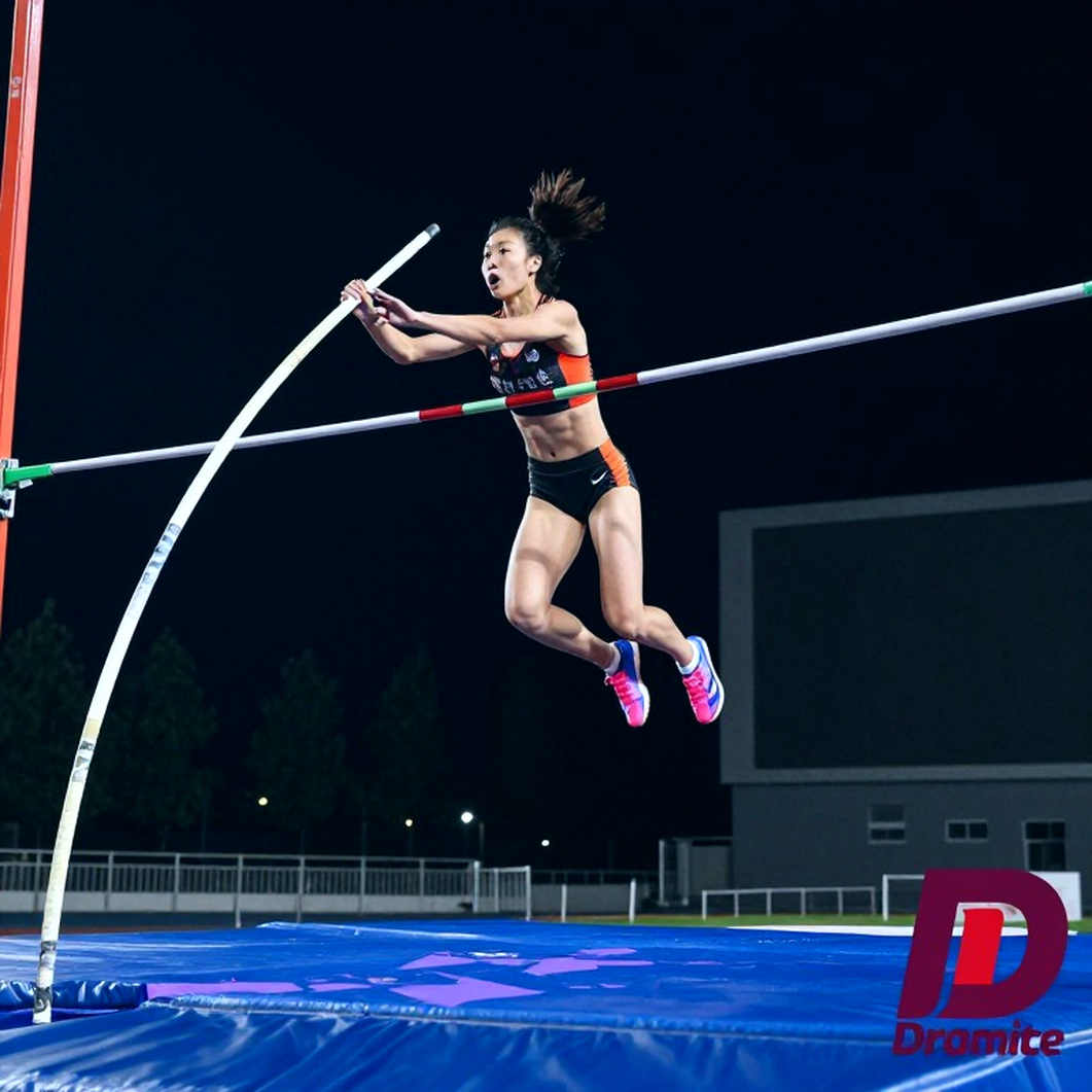 Keely Hodgkinson's speed suit: decoding the aerodynamic claim in the 800m Keely Hodgkinson's speed suit: decoding the aerodynamic claim in the 800m