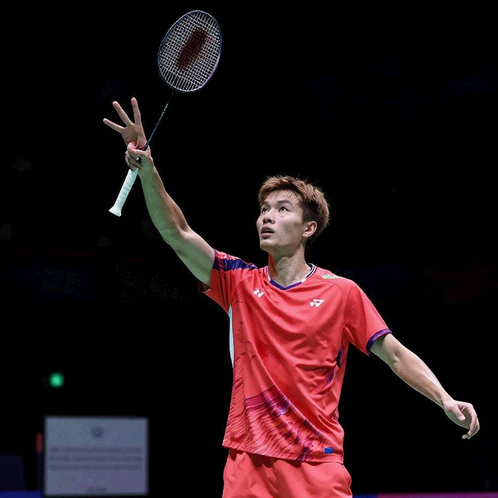Kunlavut vượới Loh Kean Yew, giành vàng đơn nam Asiad 2026 và tái lên ngôi số 1 thế giới